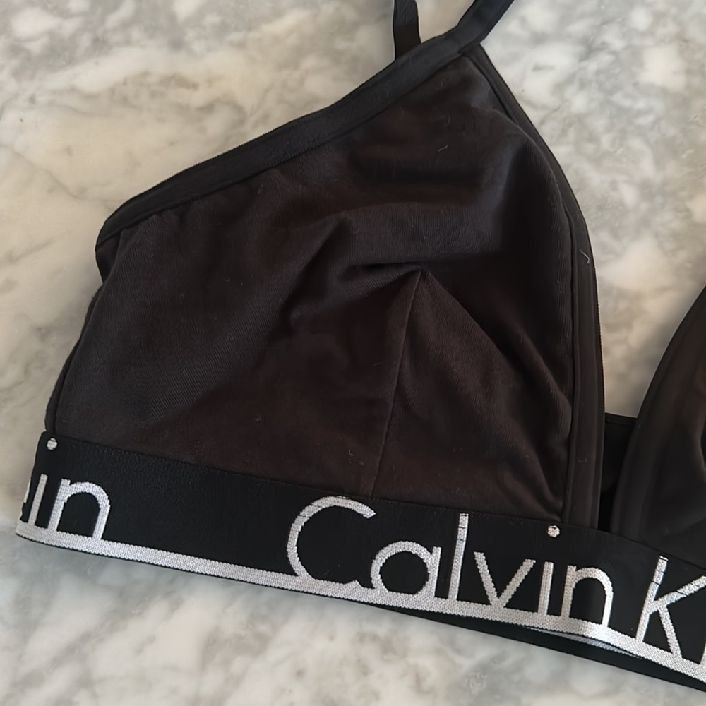 Calvin Klein Triangle Bralette - Picture 2 of 5